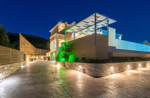 Romanza II Luxury Villa Leisure In Seclusion