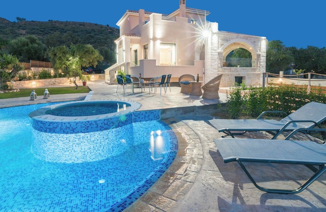 Romanza Luxury Villa
