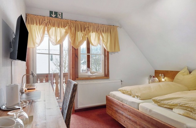 Room 'Doppelzimmer Mit Balkon 24' with Shared Garden, Balcony and Wi-Fi