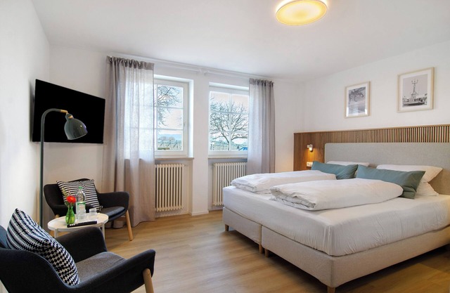 Room 'Konstanz' with Shared Terrace, Shared Garden and Wi-Fi