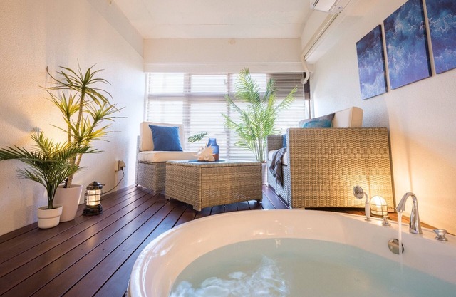 Room with a mini pool 5 minutes walk from Ishiga/Ishigaki City Okinawa