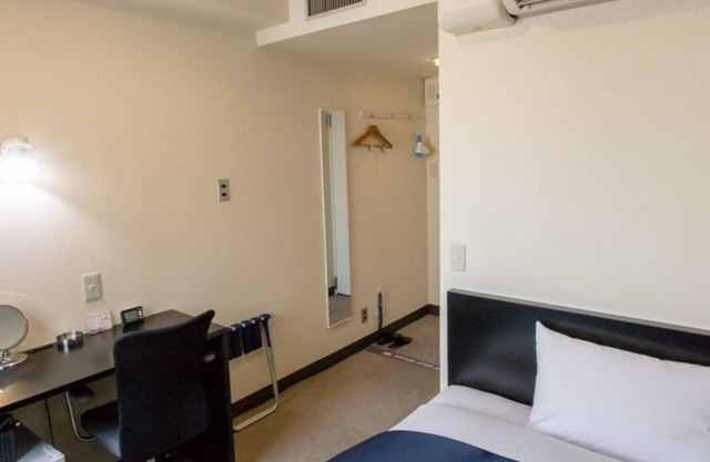 Room without meals plan Single smoking room/Sapporo Hokkaidō