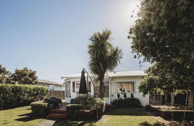Rophia Retreat in Fitzroy Village