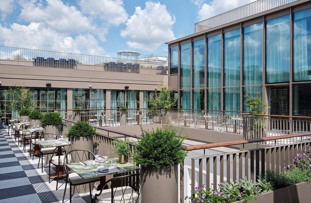Rosewood Vienna