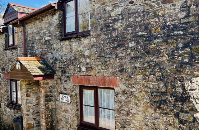 Rosie's Holiday Cottage in North Devon With Indoor Heated Swimming Pool