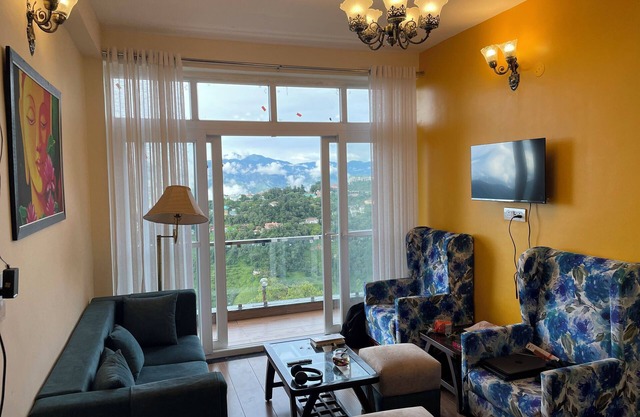 ROVERS SUITES - 2 BHK Entire Luxury Apartment