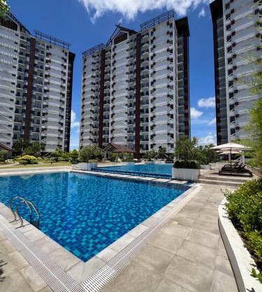 Royal Oceancrest Eleanor suites