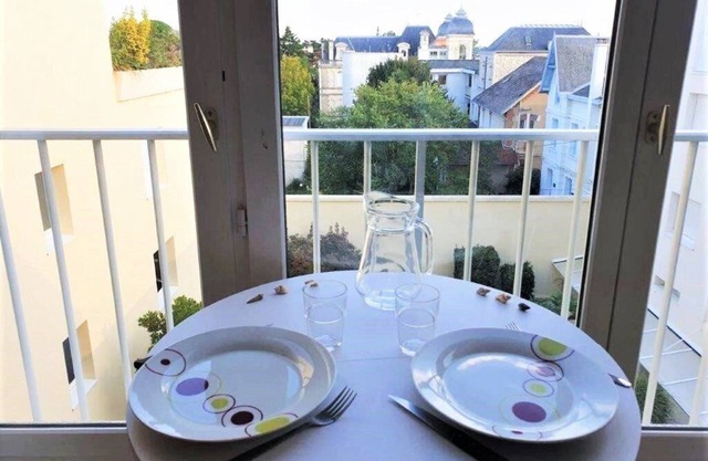 Royan - Quiet BRIGHT STUDIO - 30m from the BEACH - PARK area