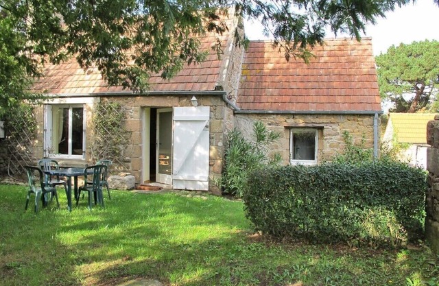 Run Rouz house classified 2 * near sea, Wifi, garden and parking