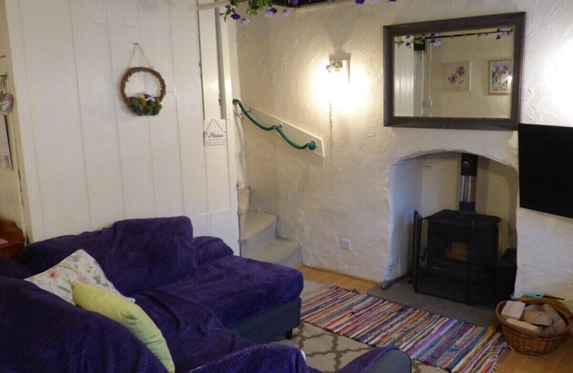Rural Traditional Stone Holiday Cottage