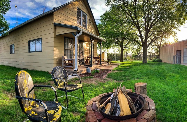 Rustic Farmhouse Retreat