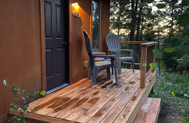 Rustic guest cabin set in the high country between Telluride and Ridgway