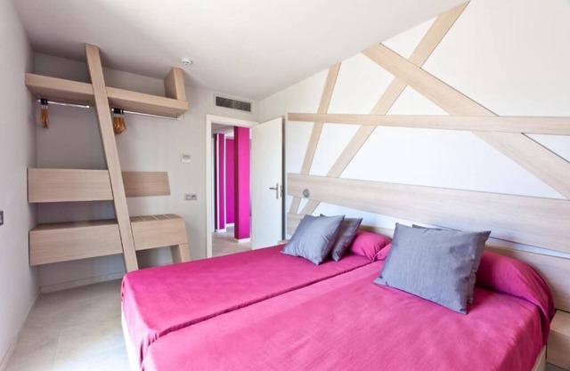 RYDOWNIB-A26 2 Bedrooms in Ibiza