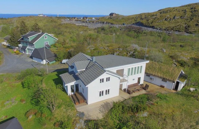 Sørvågen Villa luxury home with sauna