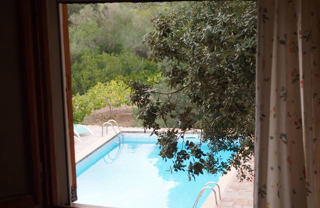 S'Alzina Private Rural villa, wi fi , a/c, Private swimming pool.