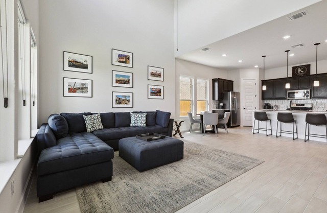 S. Austin - Corporate Relocations, Insurance Claims, Remodels, Waiting to Buy!