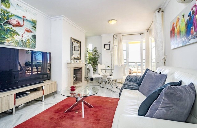 SAA2- comfortable apartment Puerto banus