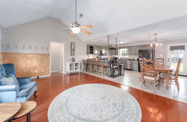 Sage House in Bells 3 BR 2 BA