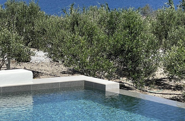 Saint John Oia - Exclusive Private Heated Pool Villas