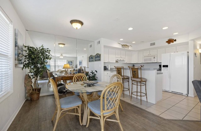 Sanderling is a beautiful condo just one block from downtown