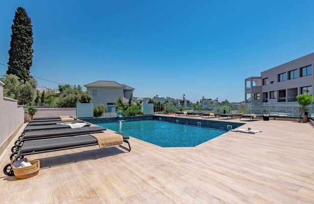 Sanders River Plaza Limassol Apartment