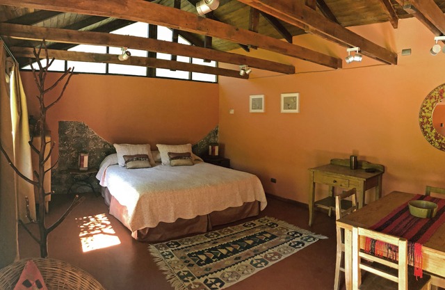 Santiago Wine Country Loft – Steps from Don Melchor Winery