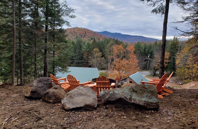 Saranac Lake Adirondack Modern Loft-fire pit, river access, 100 acre forest