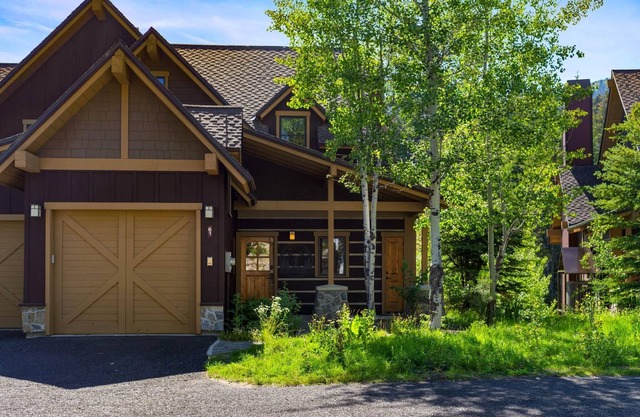 Sasquatch Ski Haus | Ski In/Out| Resort Amenities