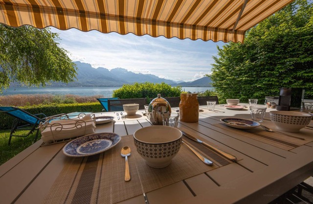 Savoielac - Lake Annecy - Sévrier - Lakeside : Villa Poisson Rouge
