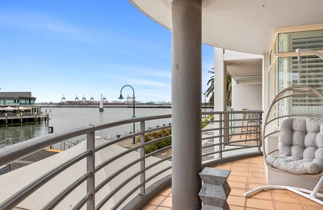 Scenic Beachside 3-bedroom with Water Views