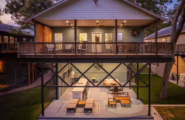 Scenic Lakefront | Fire Pit + Outdoor Kitchen