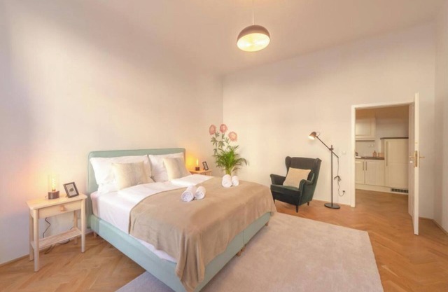 Schönbrunn Palace Beautiful 1 bedroom apartment