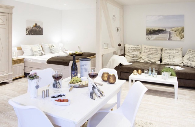 Schwalbennest - parking space, shower room, TV, WLAN, washing machine, dryer