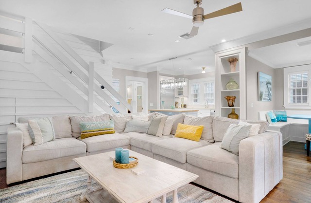 ☀️Screened Balcony-Bikes-Pool-30A-Captain's Cottage