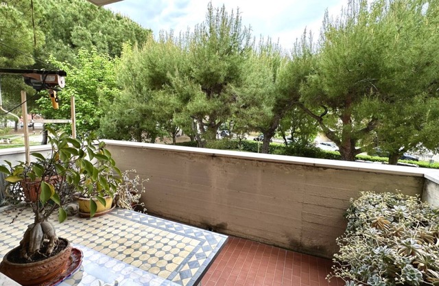 SE092 - Senigallia, large four-room apartment with terrace