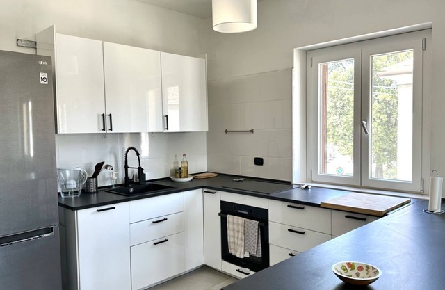 SE104 - Senigallia, elegant four-room apartment convenient to services