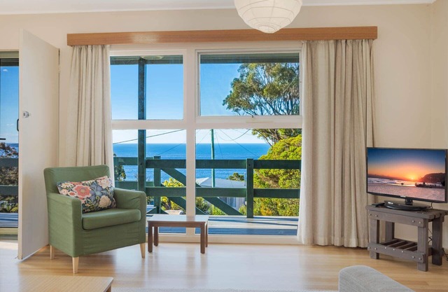 Sea Home with a view - Pet friendly