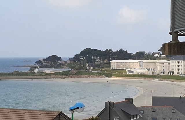 Sea view apartment