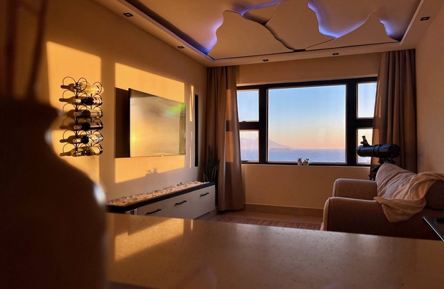 Seacret Whale - Seaview - 1 Bedroom Apartment