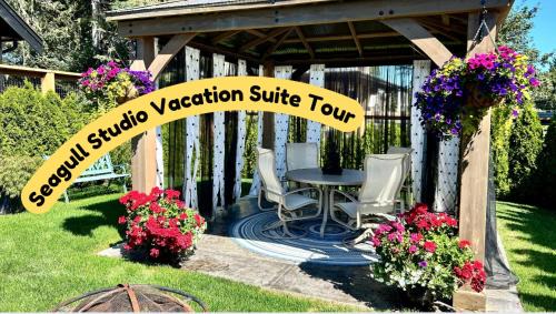 Seagull Studio Vacation Suite