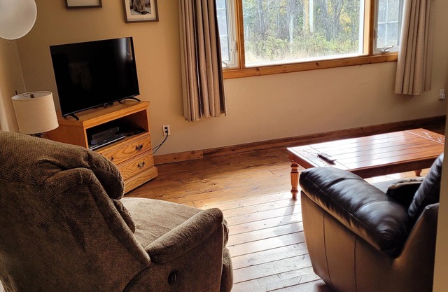 SEARCHMONT SERENITY (2)