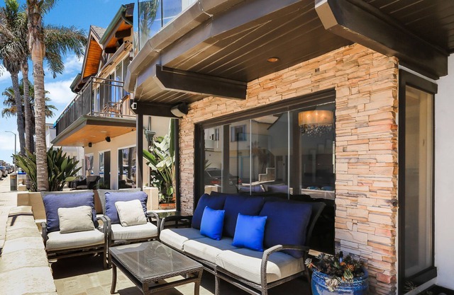 Seas the Day | Nautical Retreat, steps from the Pacific Shore