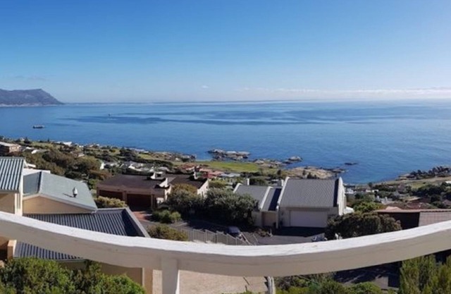SeaScape, Simon's Town