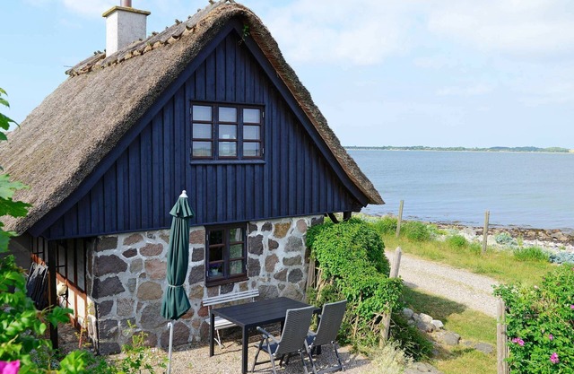 Seaside Escape in Hindsholm - By Traum Ferienwohnungen