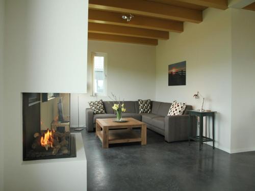 Seaside Villa with Garden, cleaning included