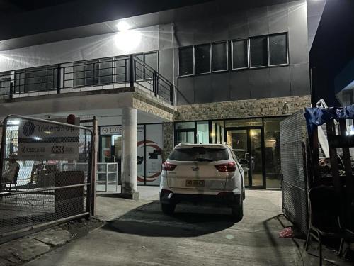 SeaView- Balcony- AirCon- OnSiteParking- FreeWiFi