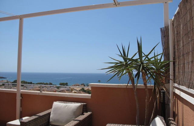 Seaview penthouse in Isla Plana, Mojon Hills