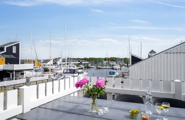 "Sebiorn" - 5m from the sea by Interhome