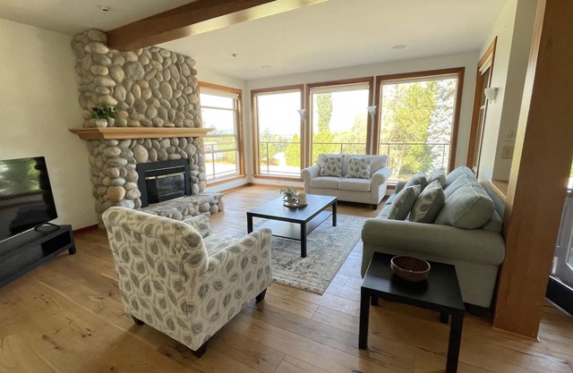 Secluded Oasis w/Private Pool. Amazing Getaway for a Large Group!