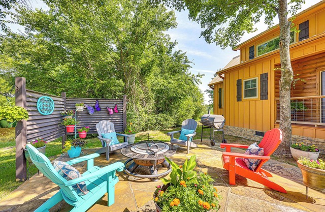 Secluded & Peaceful: 'Tree Top Cabin' w/Loft